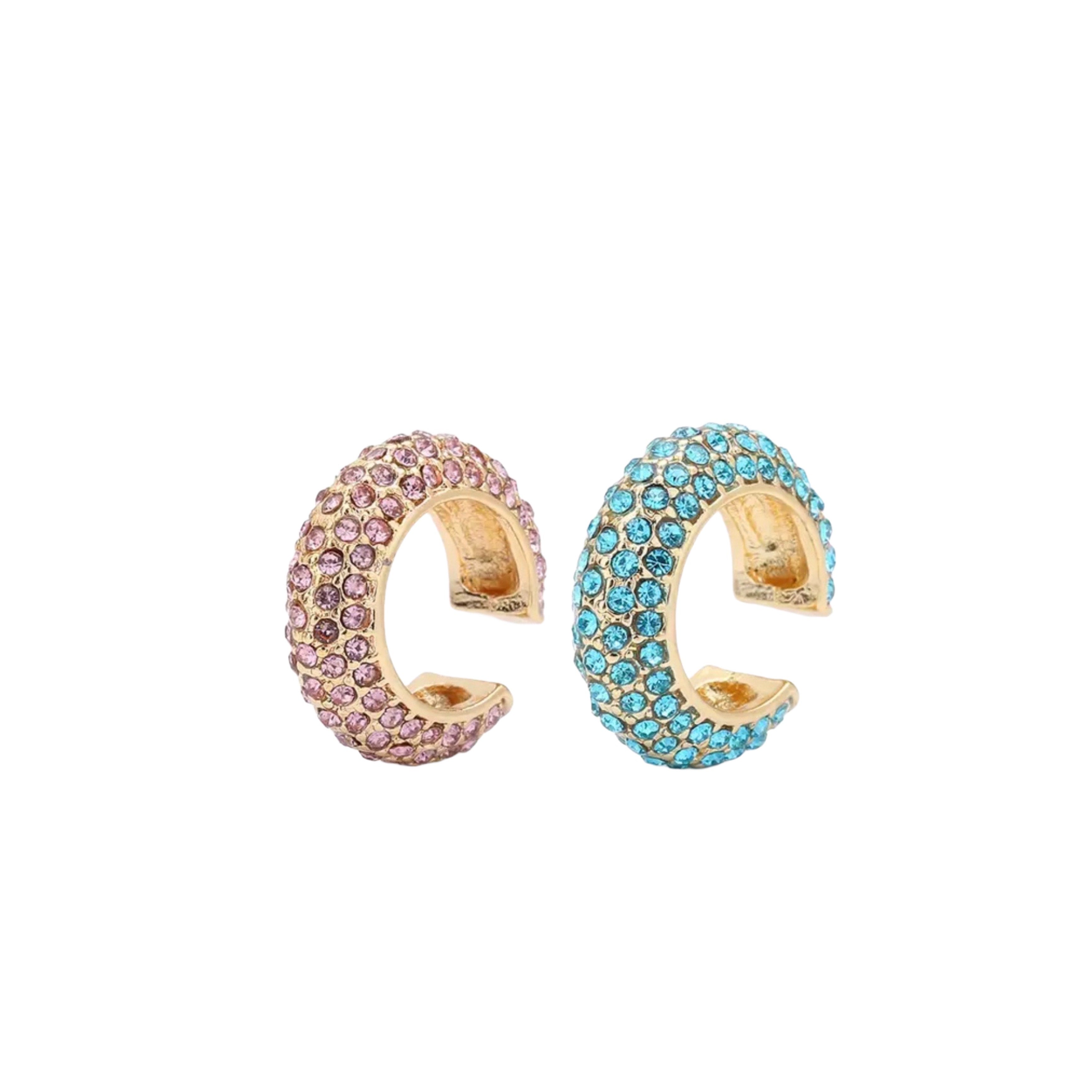 Image featuring a stylish ear cuff, adding a touch of edgy sophistication to any look. Elevate your style with this versatile accessory, perfect for expressing your unique personality