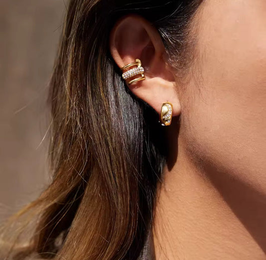 18K PVD Gold Pavé Ear Cuff – Nova
