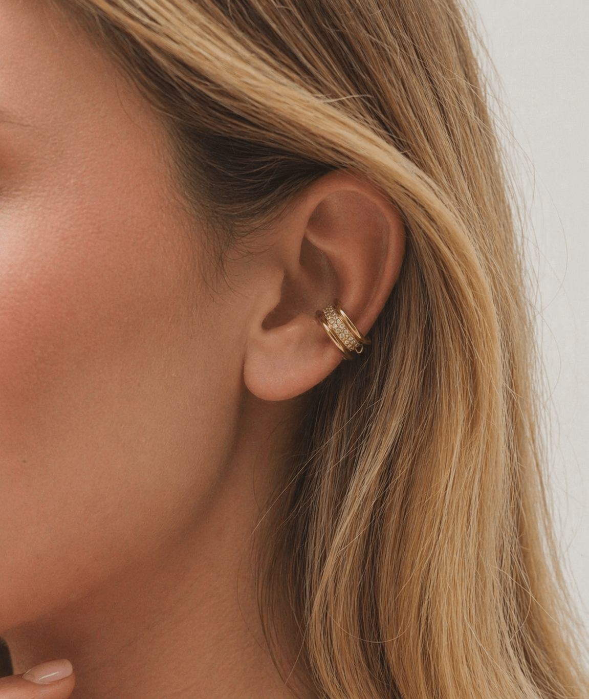 18K PVD Gold Pavé Ear Cuff – Nova