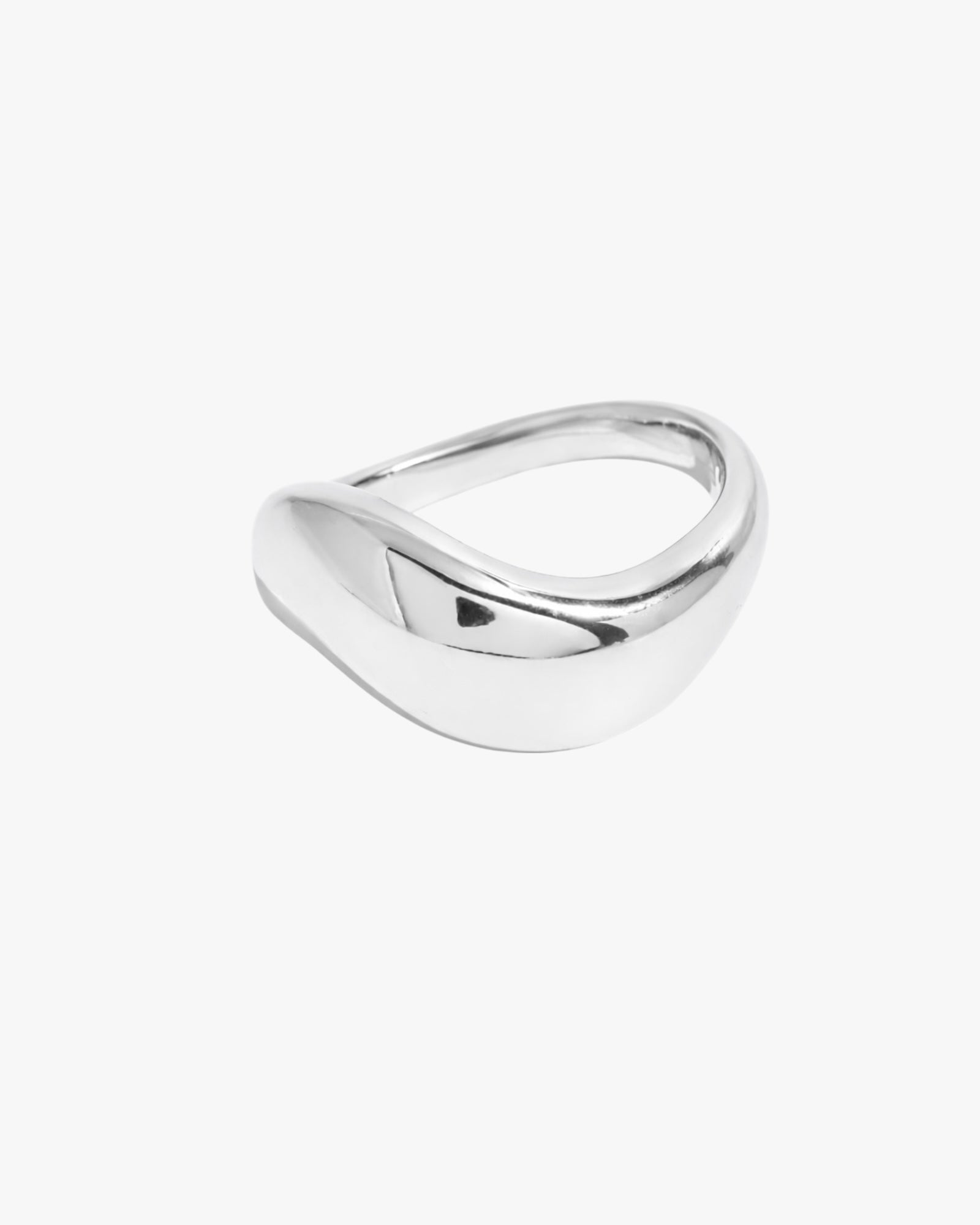 18K PVD Gold Plated Sculptural Wave Ring – Aurevia