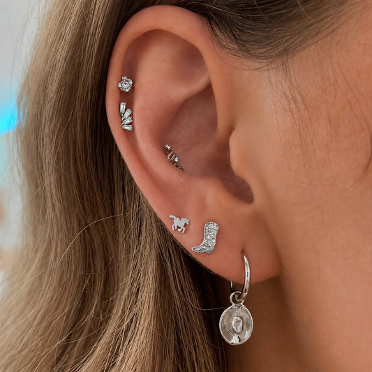 The Lilac Stud
Flatback – l Titanium