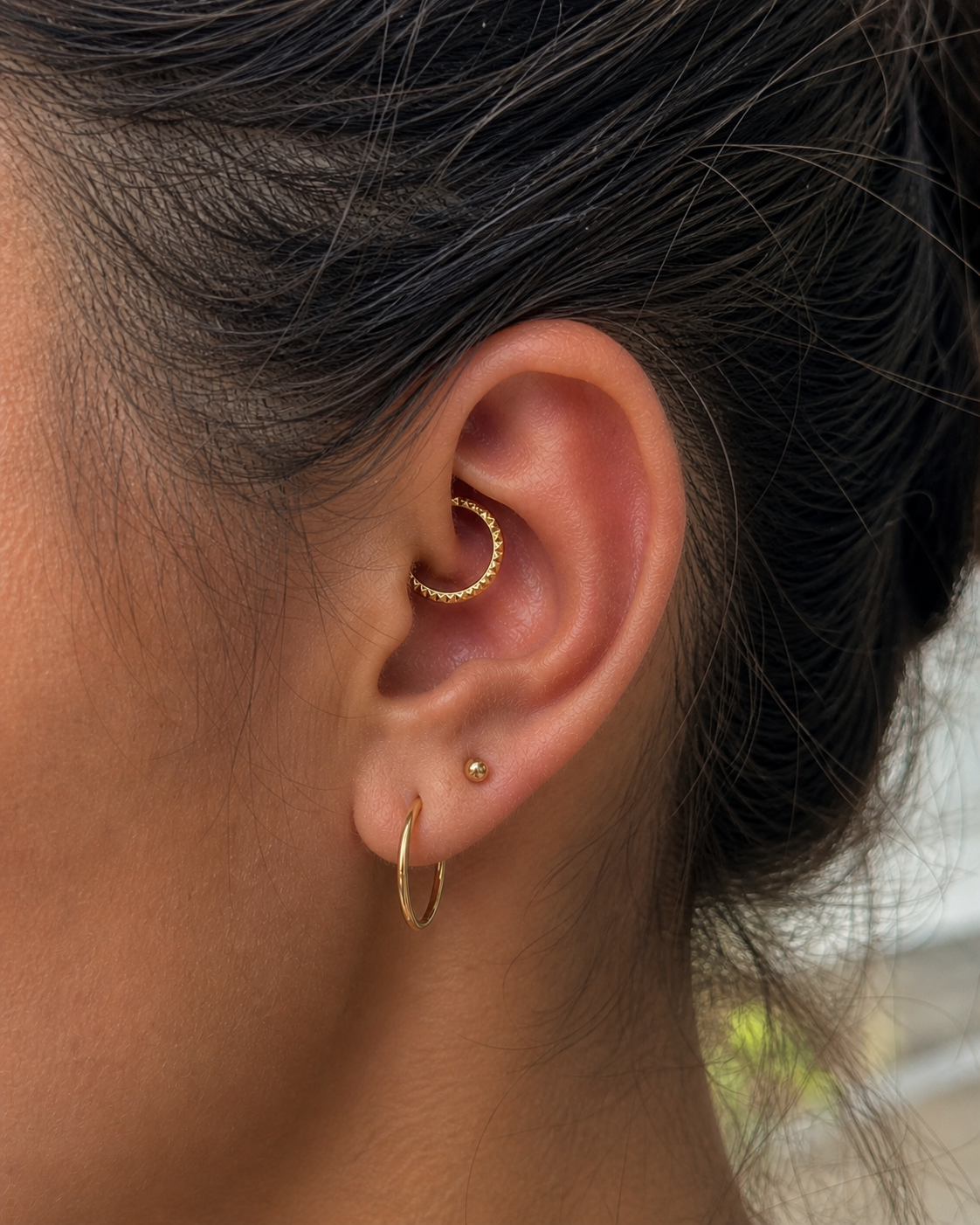 Gold Pyramid Titanium Clicker Hoop 8mm – Zayra