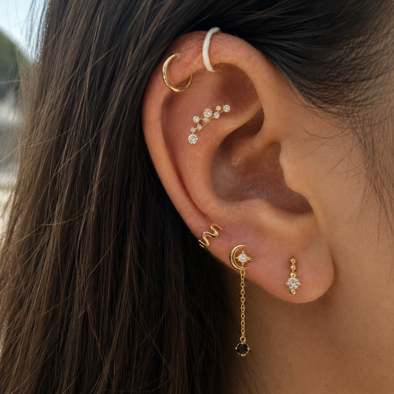 Bali Stud – Gold Chain Drop Flat Back Earring with Black Stone
