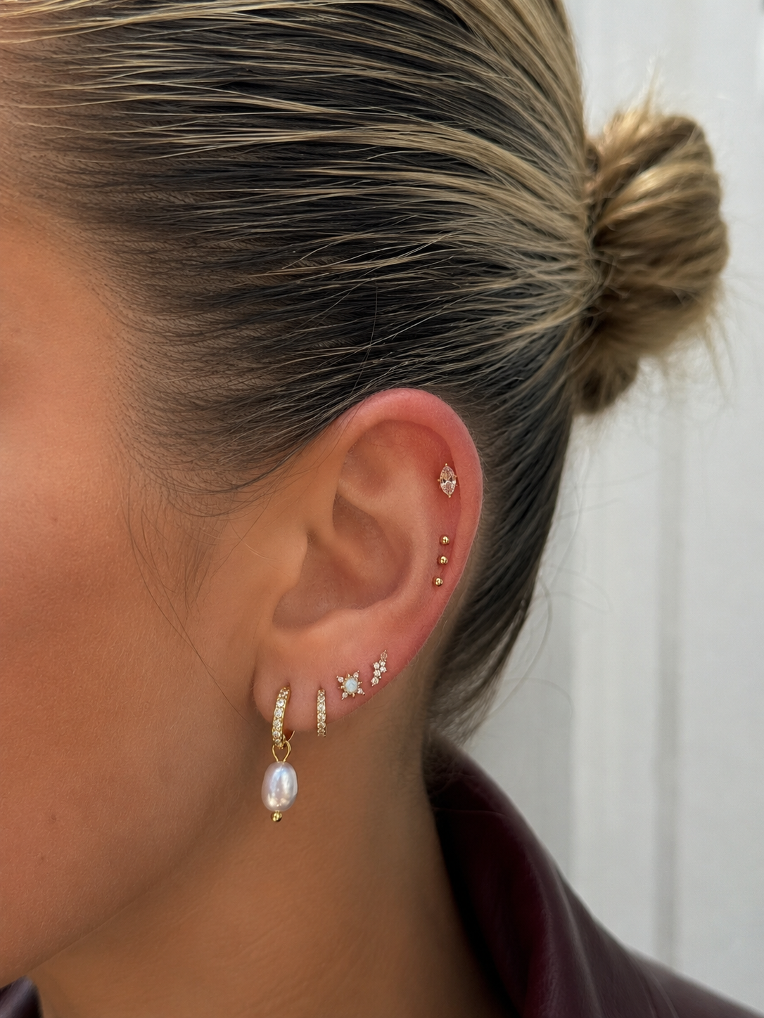 Varnava Stud – Marquise Crystal Cartilage Piercing