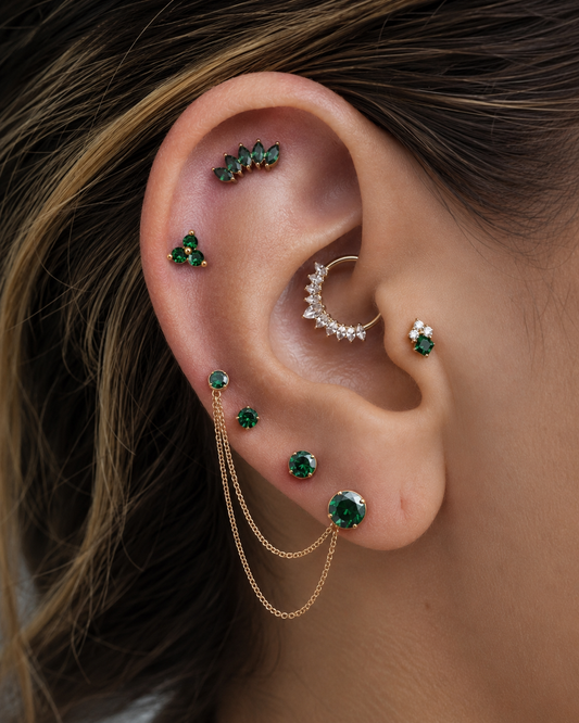 Bak Stud – Green Crystal Flat Back Cartilage Piercing