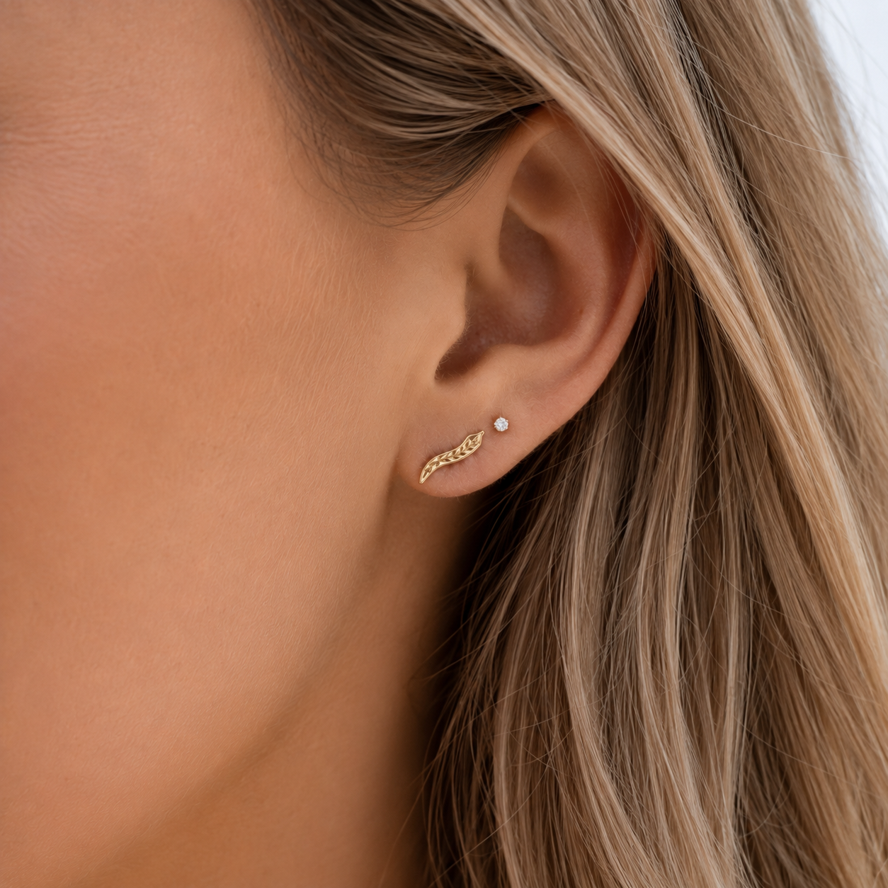 Leaf Stud Piercing – Bamako | Flat Back Cartilage Earring