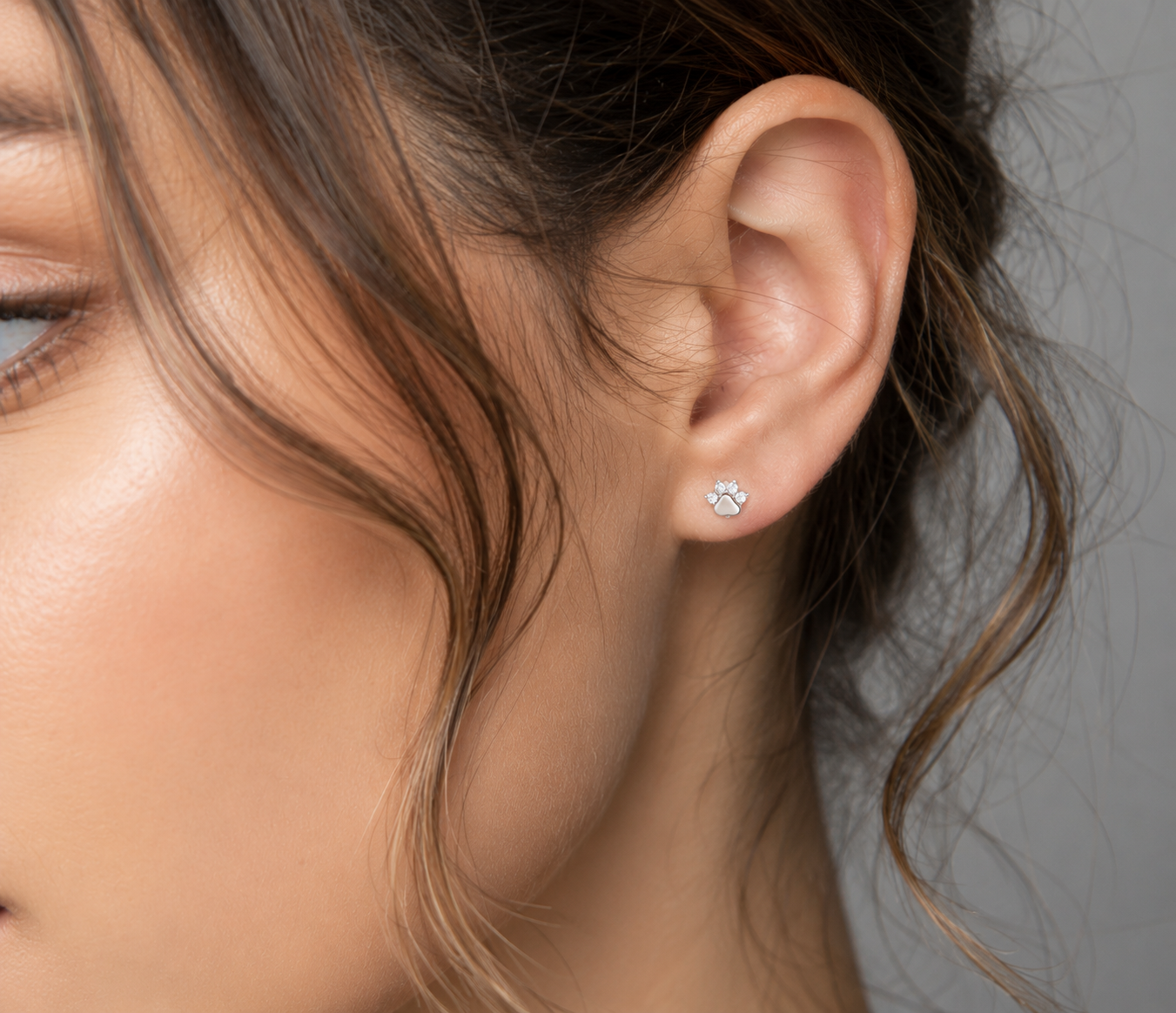 Paw Stud – Cute Paw Print Piercing