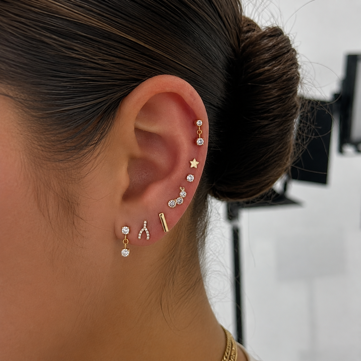 Laguna Stud – Minimal Zirconia Flat Back Piercing